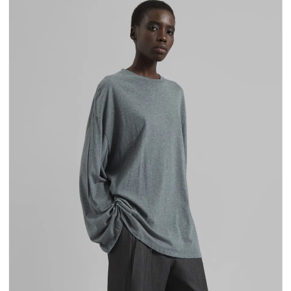 Like New The Frankie Shop Rio Oversized Sleeve Tee in Dark Grey Melange - Picture 4 of 15